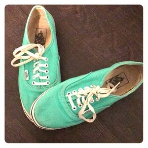 Vans size women’s 6.5